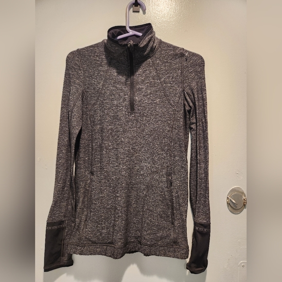 Lululemon 1/2 Zip Womens Size 4 - Picture 1 of 3